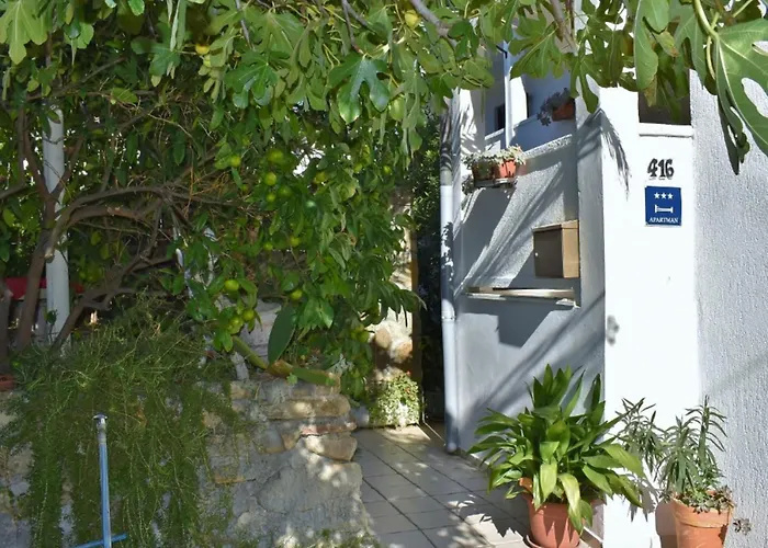 Jug Apartament Lopar